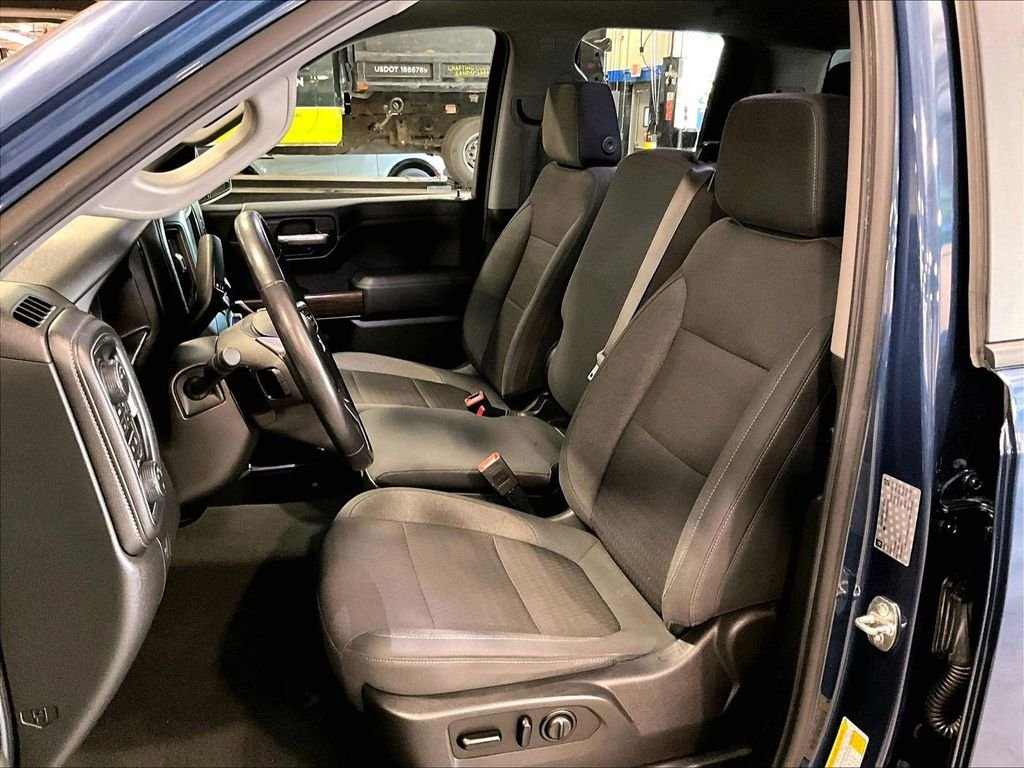 Used 2019 Blue Chevrolet RST image 10