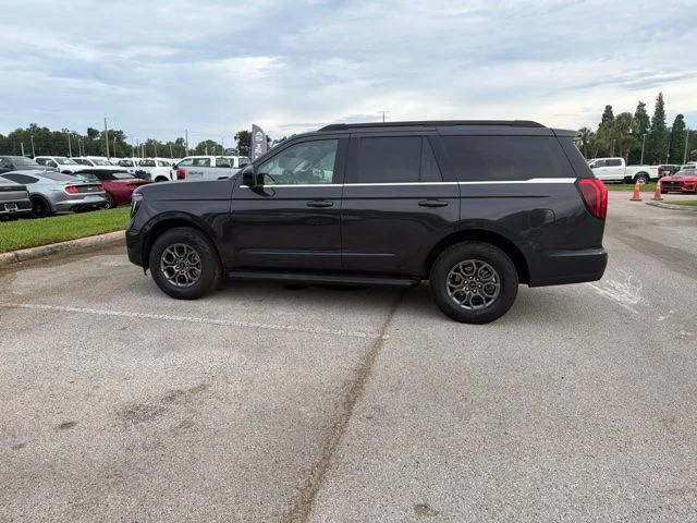 Used 2025 Gray Ford Active image 8