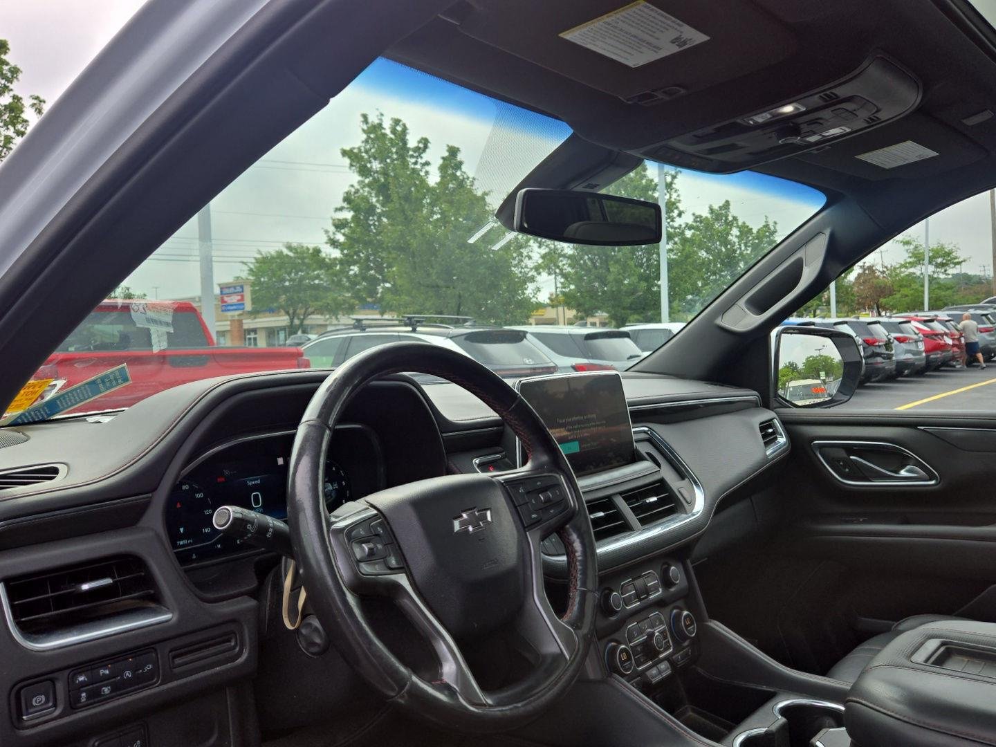 Used 2022 Summit White Chevrolet RST image 3