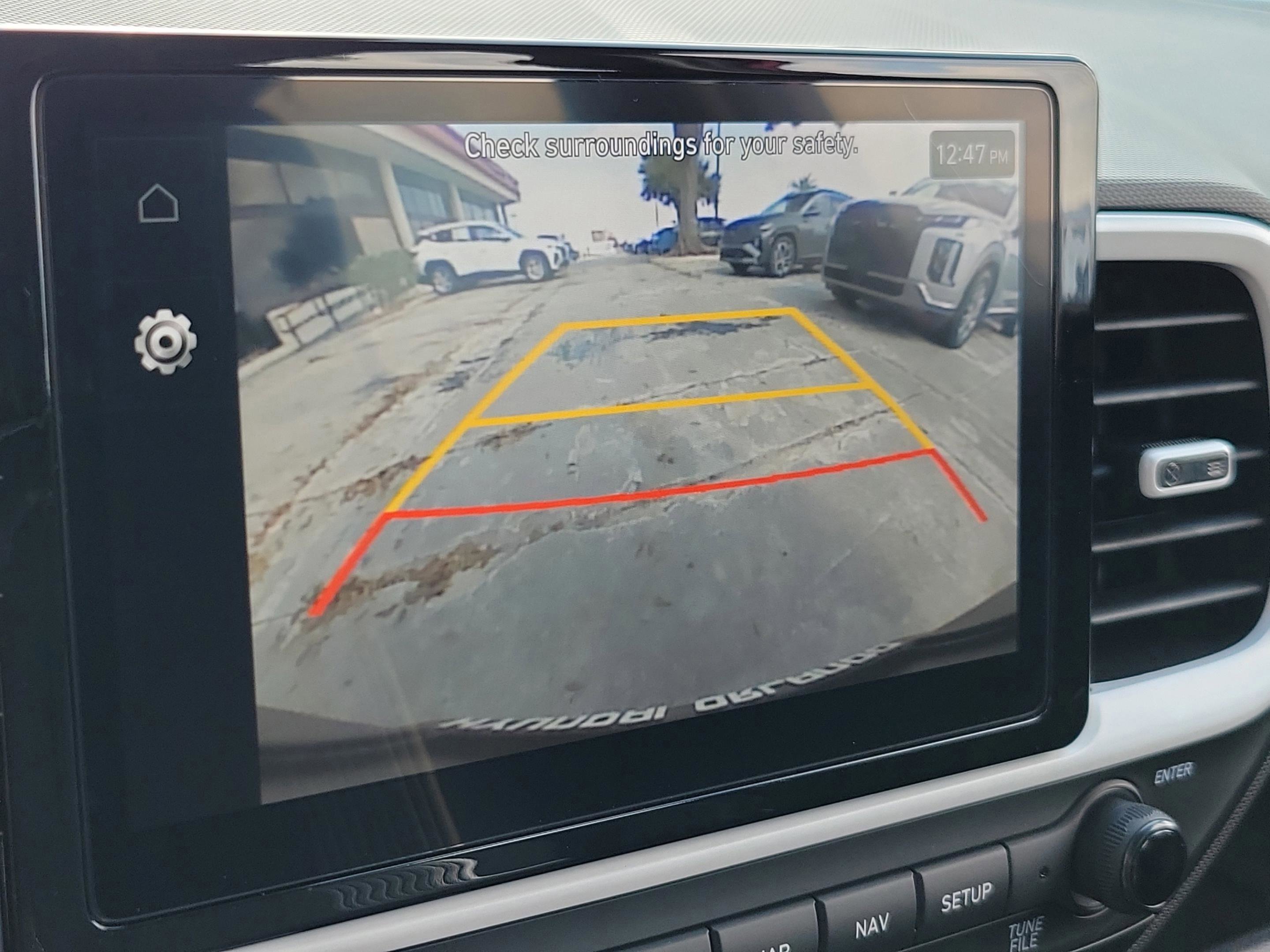 2025 Hyundai Venue Limited - Photo 21