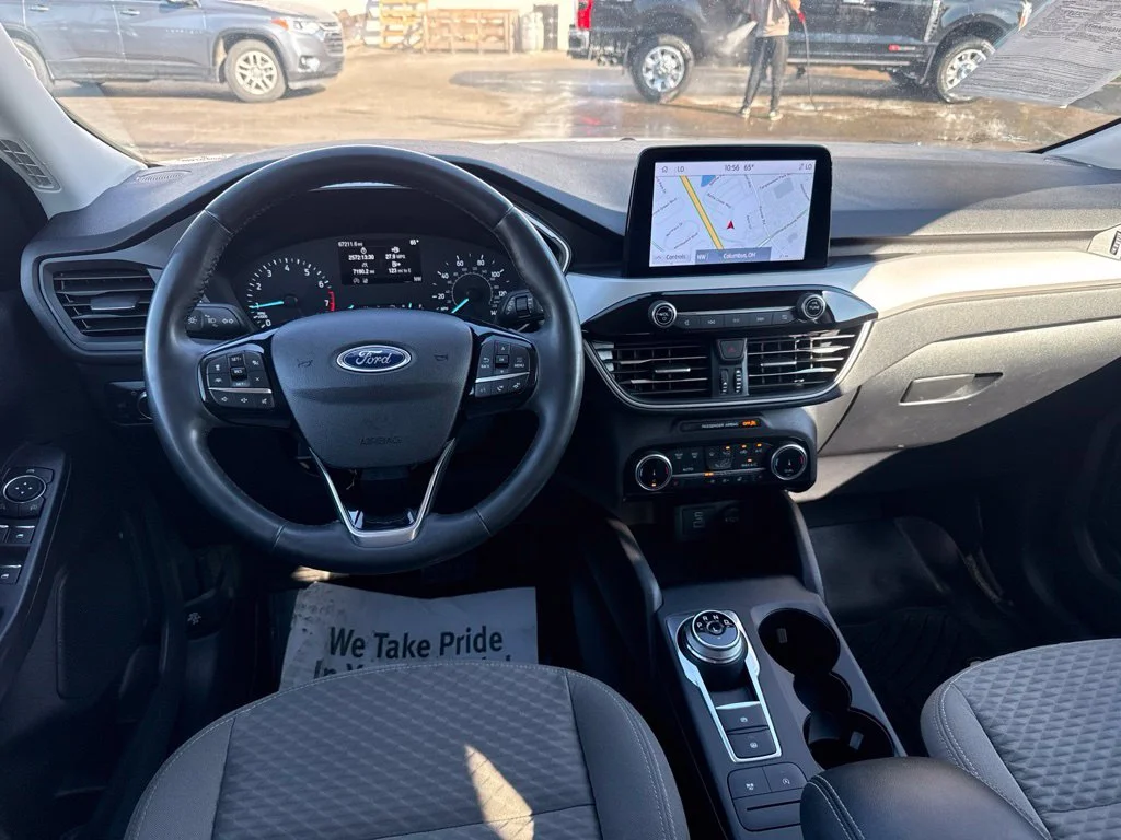 Certified Used 2022 White Metallic Ford SE image 20