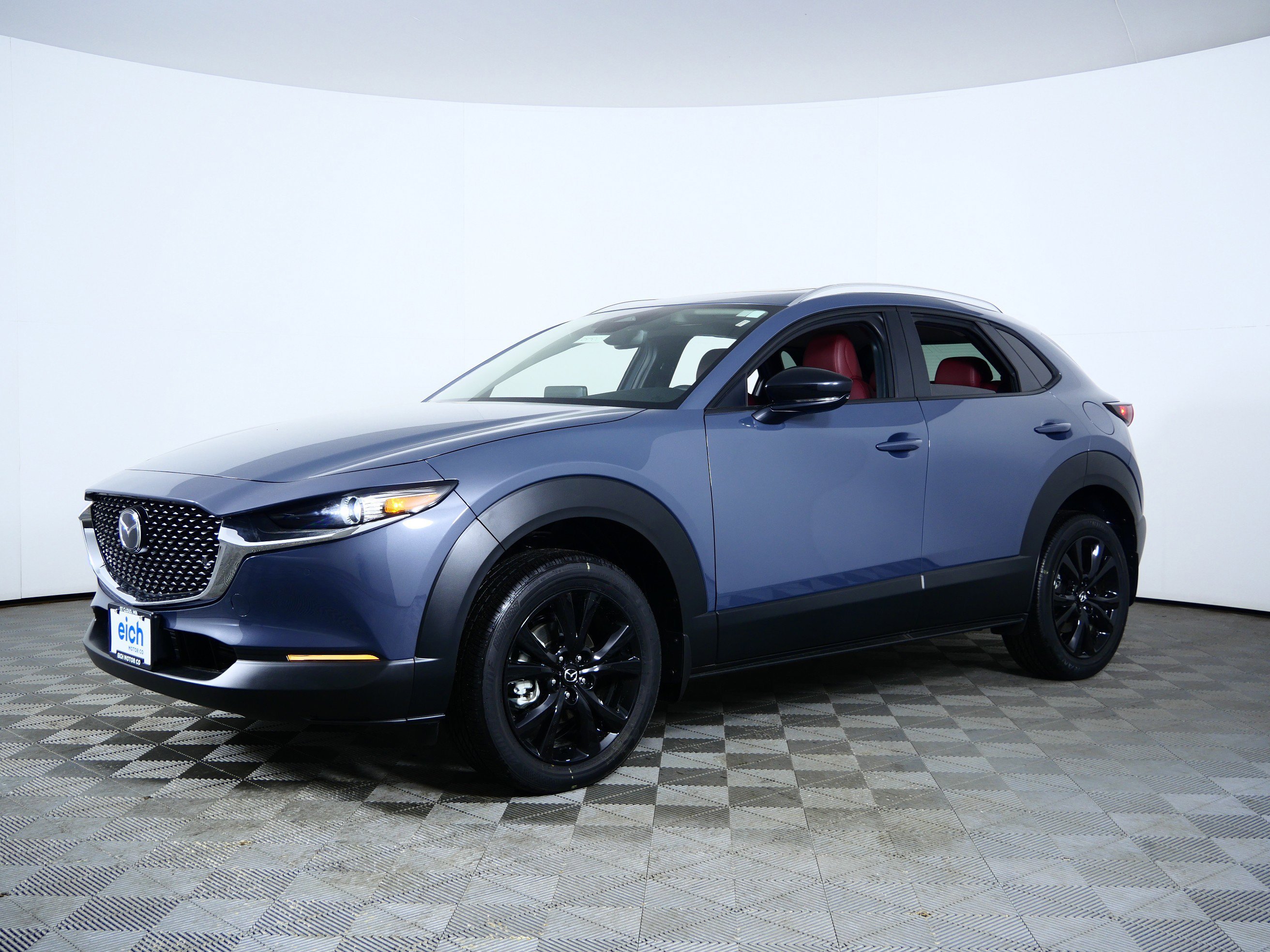 2026 Mazda CX-30 Carbon Edition - Photo 3