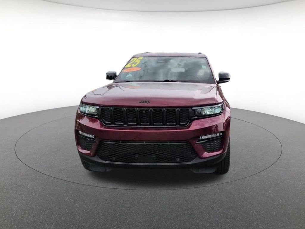 Certified Used 2025 Velvet Jeep Limited image 2