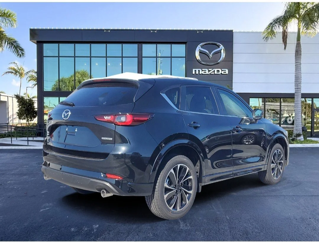 New 2026 Jet Black Mica Mazda 2.5 S Preferred AWD image 4
