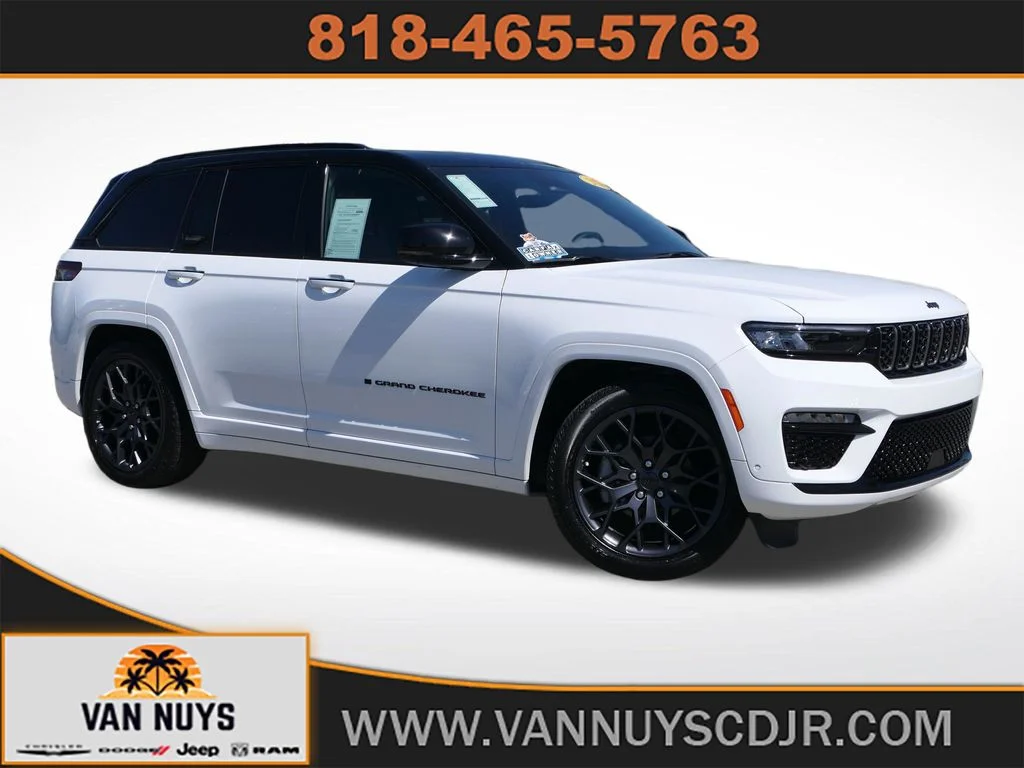 2025 Jeep Grand Cherokee Summit Reserve 4x4's photo