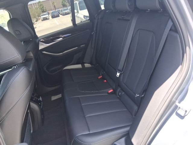 Used 2024 Gray BMW sDrive30i image 16