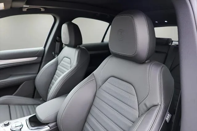 2025 Alfa Romeo Stelvio Base - Photo 10