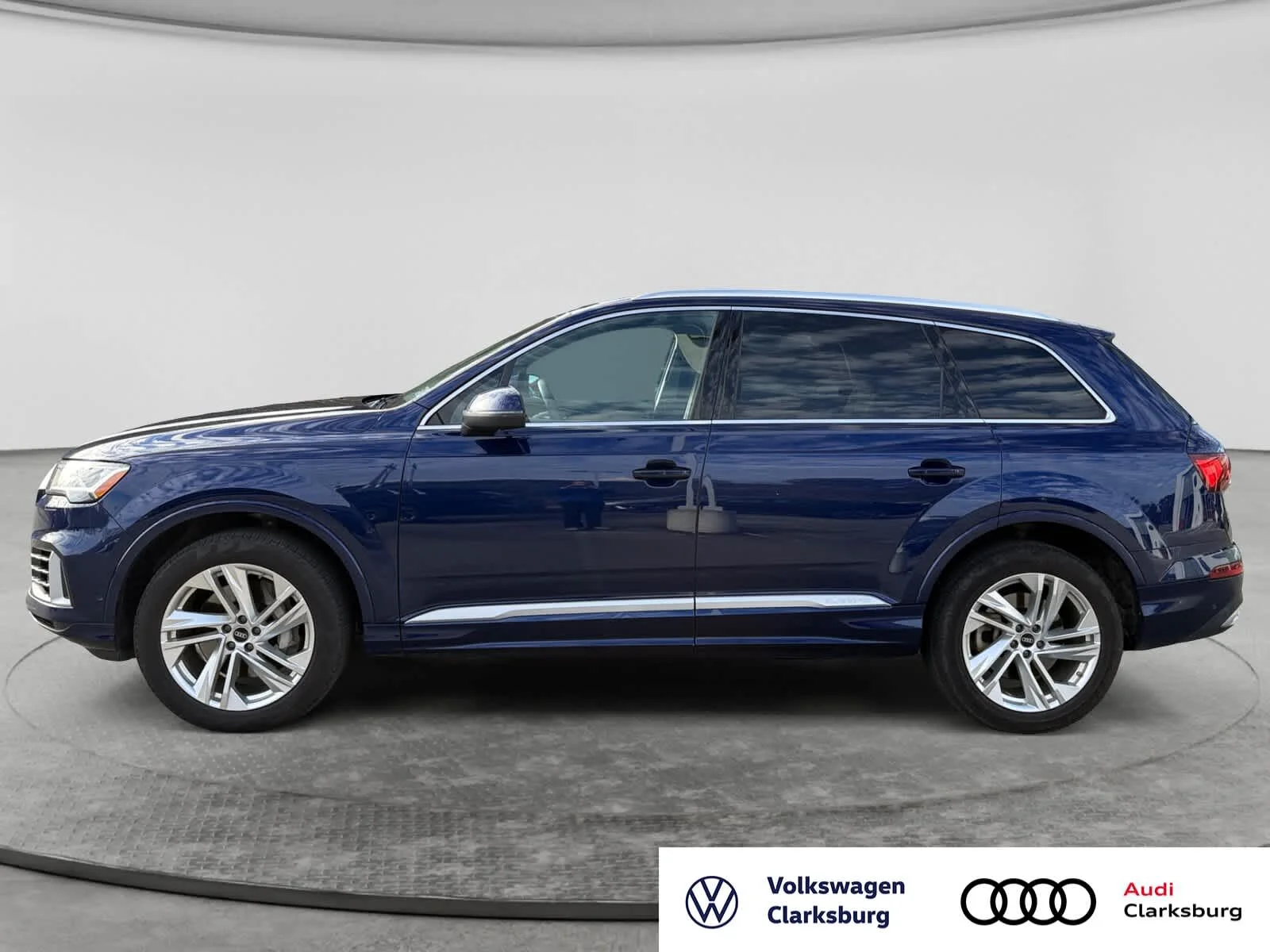 Used 2022 Navarra Blue Metallic Audi Premium Plus image 8