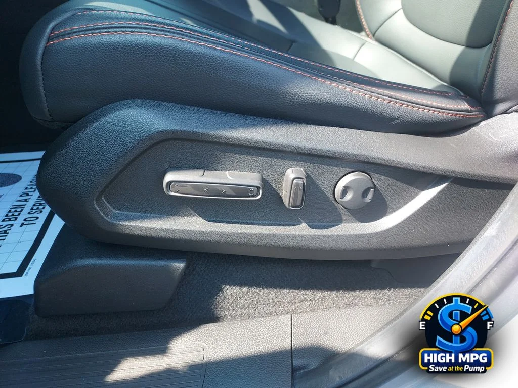 Certified Used 2025 Silver Honda TrailSport image 10