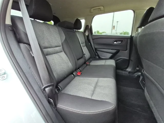 Used 2025 White Nissan SV image 33
