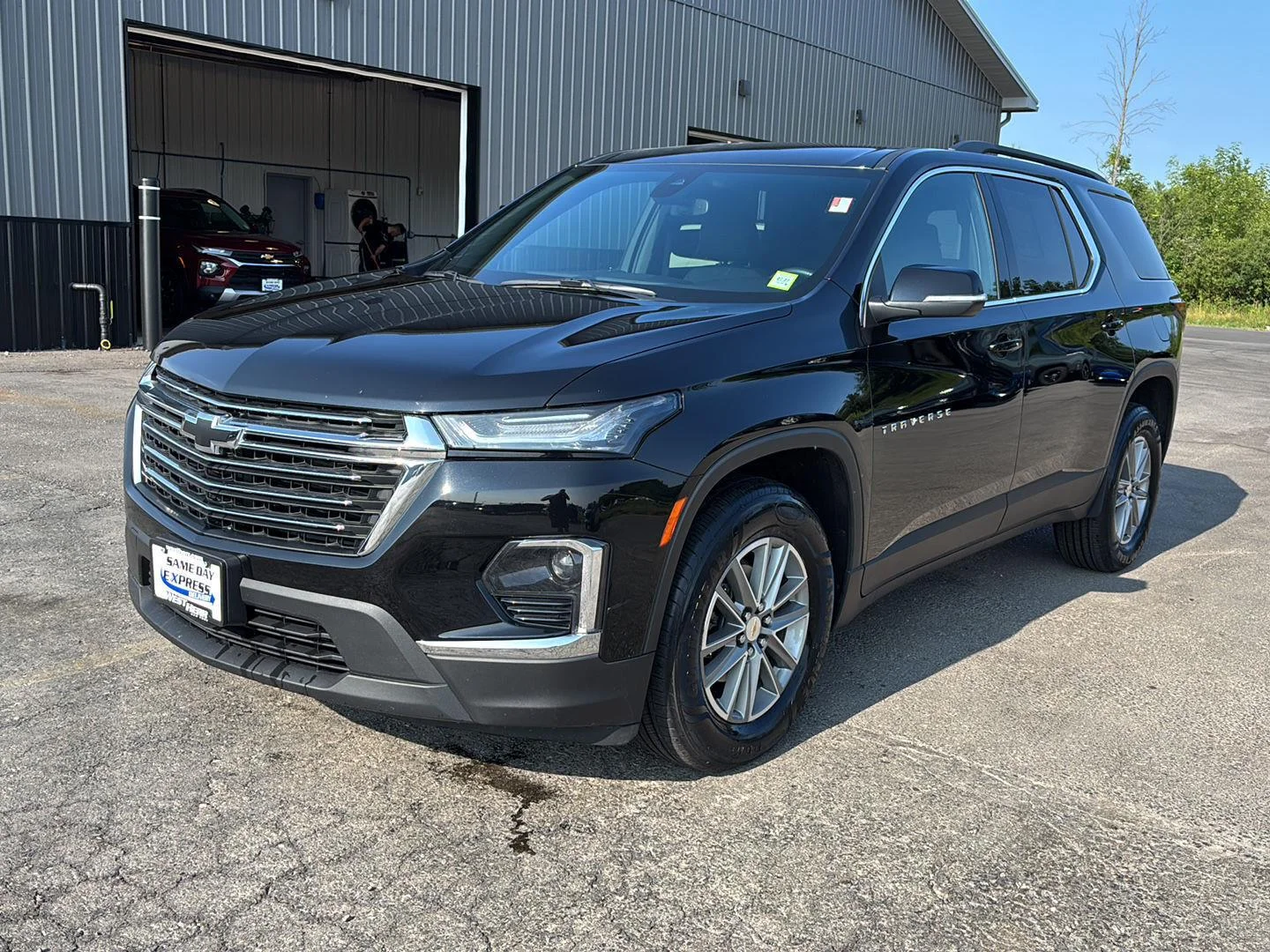 Used 2023 Mosaic Black Metallic Chevrolet LT Cloth image 4
