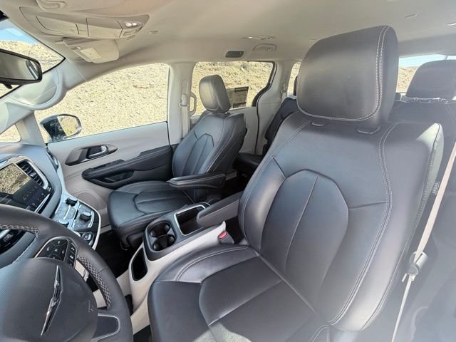 2024 Chrysler Pacifica Touring L - Photo 25
