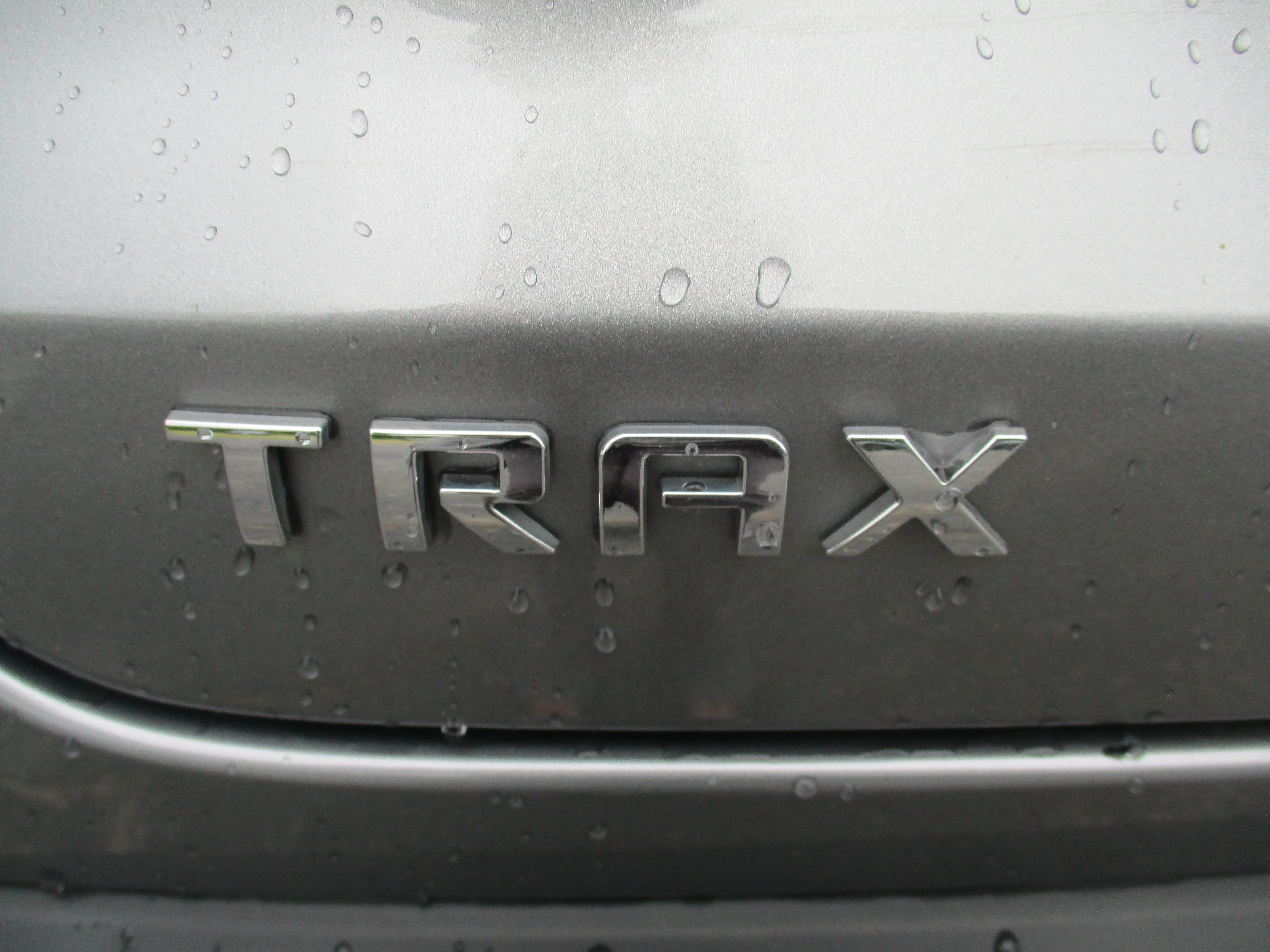 Used 2025 Sterling Gray Metallic Chevrolet LT FWD image 50