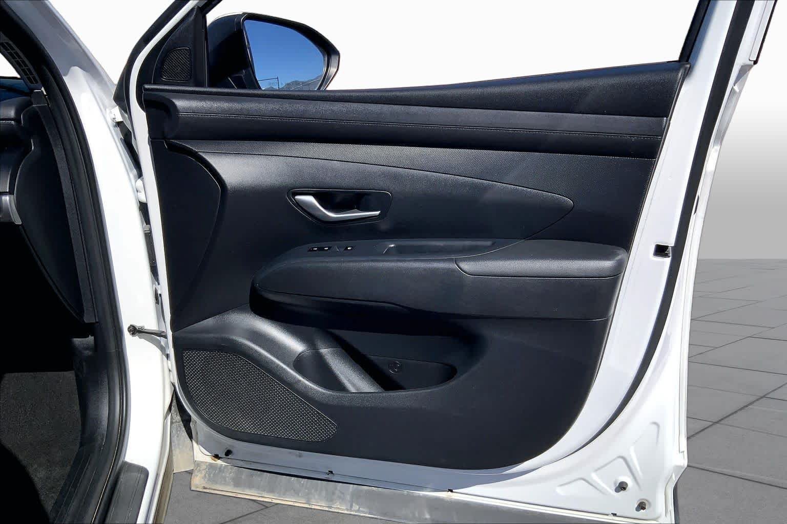 Used 2025 Serenity White Pearl Hyundai SEL image 22