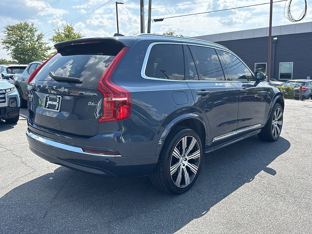 Used 2024 Denim Blue Metallic Volvo Plus Bright Theme image 5