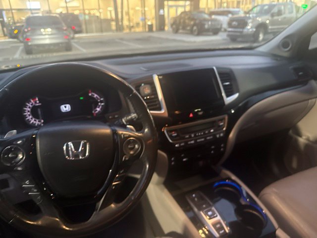 Used 2016 Modern Steel Metallic Honda Elite image 2