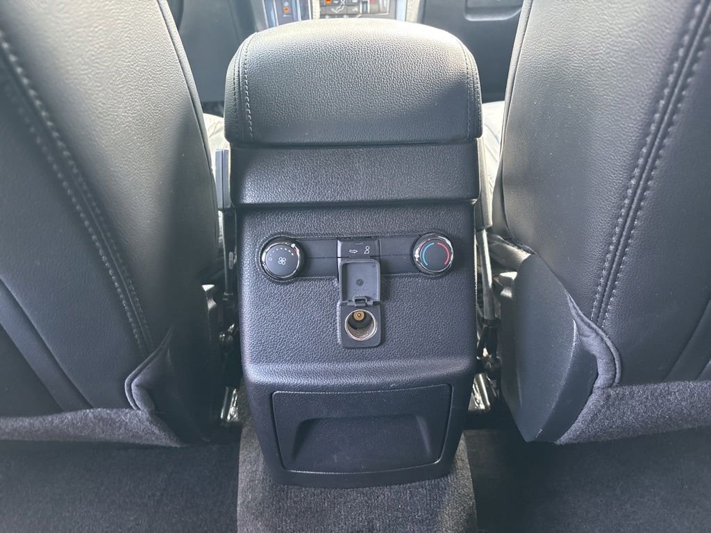 Used 2017 Silver Ford XLT image 29