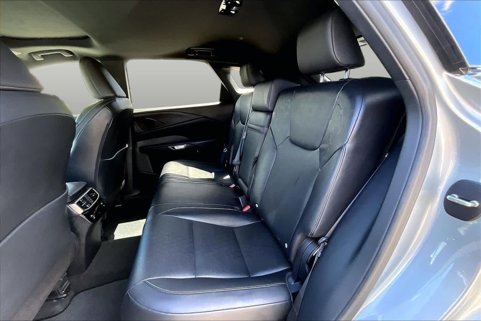 Used 2024 Iridium Lexus Premium Plus image 21