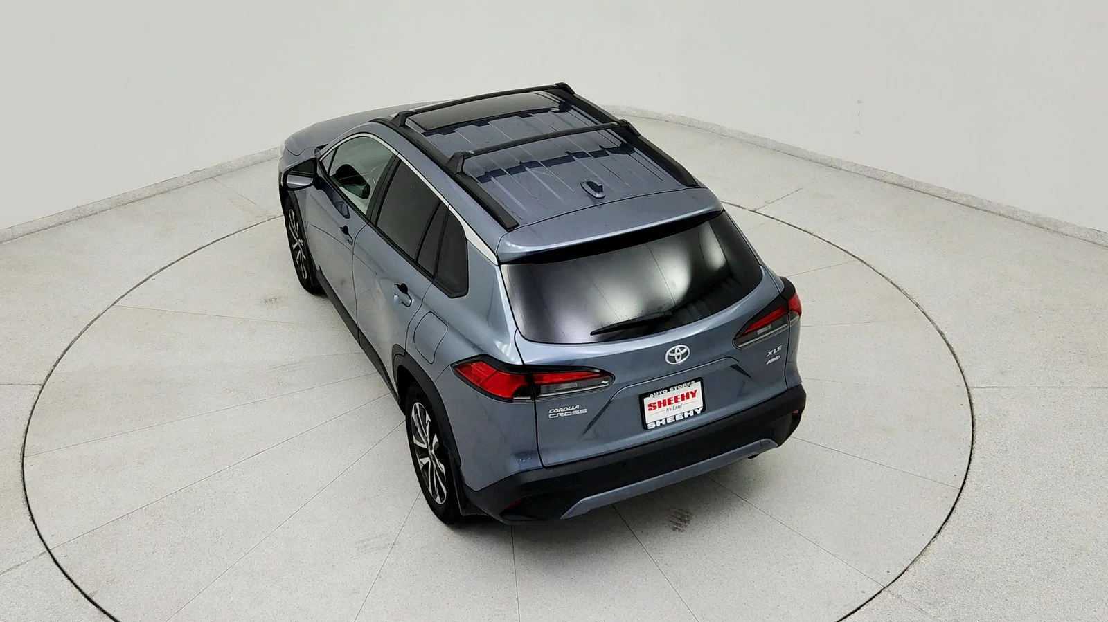 Used 2023  Toyota XLE image 18