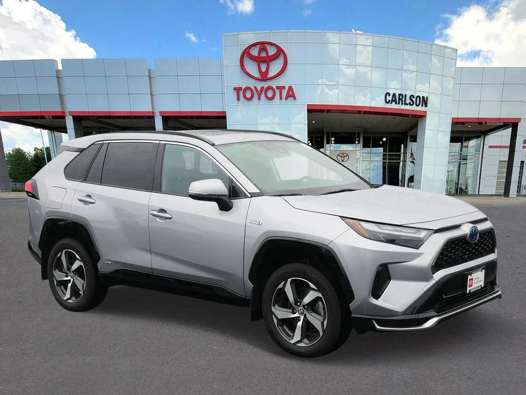 Used 2023 Toyota RAV4 SE with VIN JTMAB3FVXPD151501 for sale in Minneapolis, Minnesota