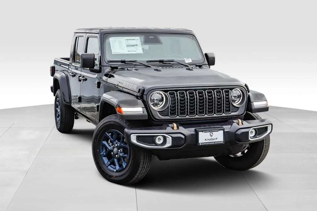 New 2026 Black Jeep 85th Anniversary Edition image 2