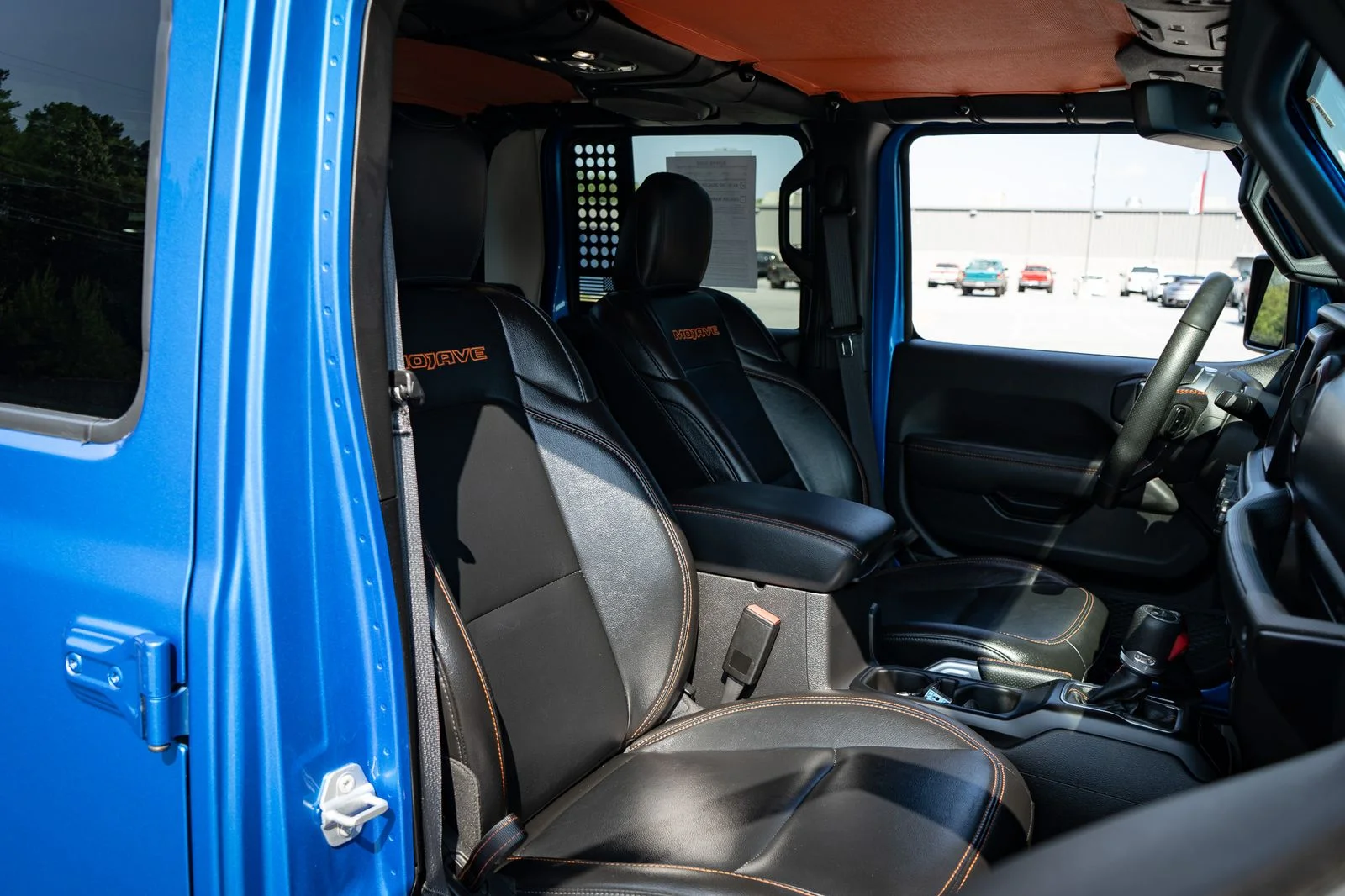 Used 2023 Blue Pearl Jeep Mojave image 22