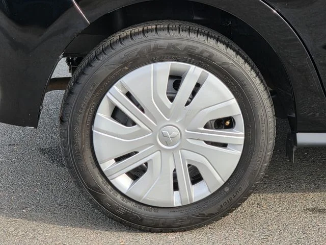 Used 2024 Black Mitsubishi ES image 8