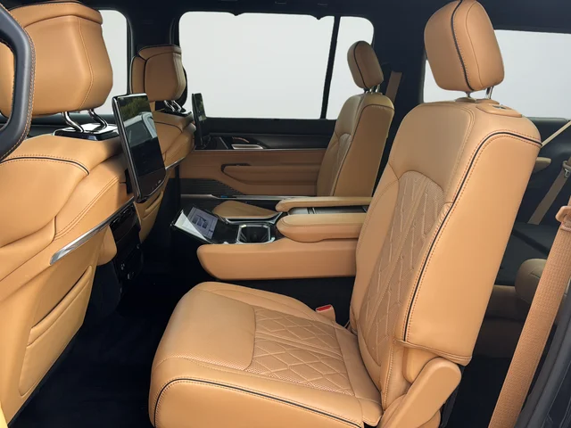 Used 2025 Black Jeep Series III image 27