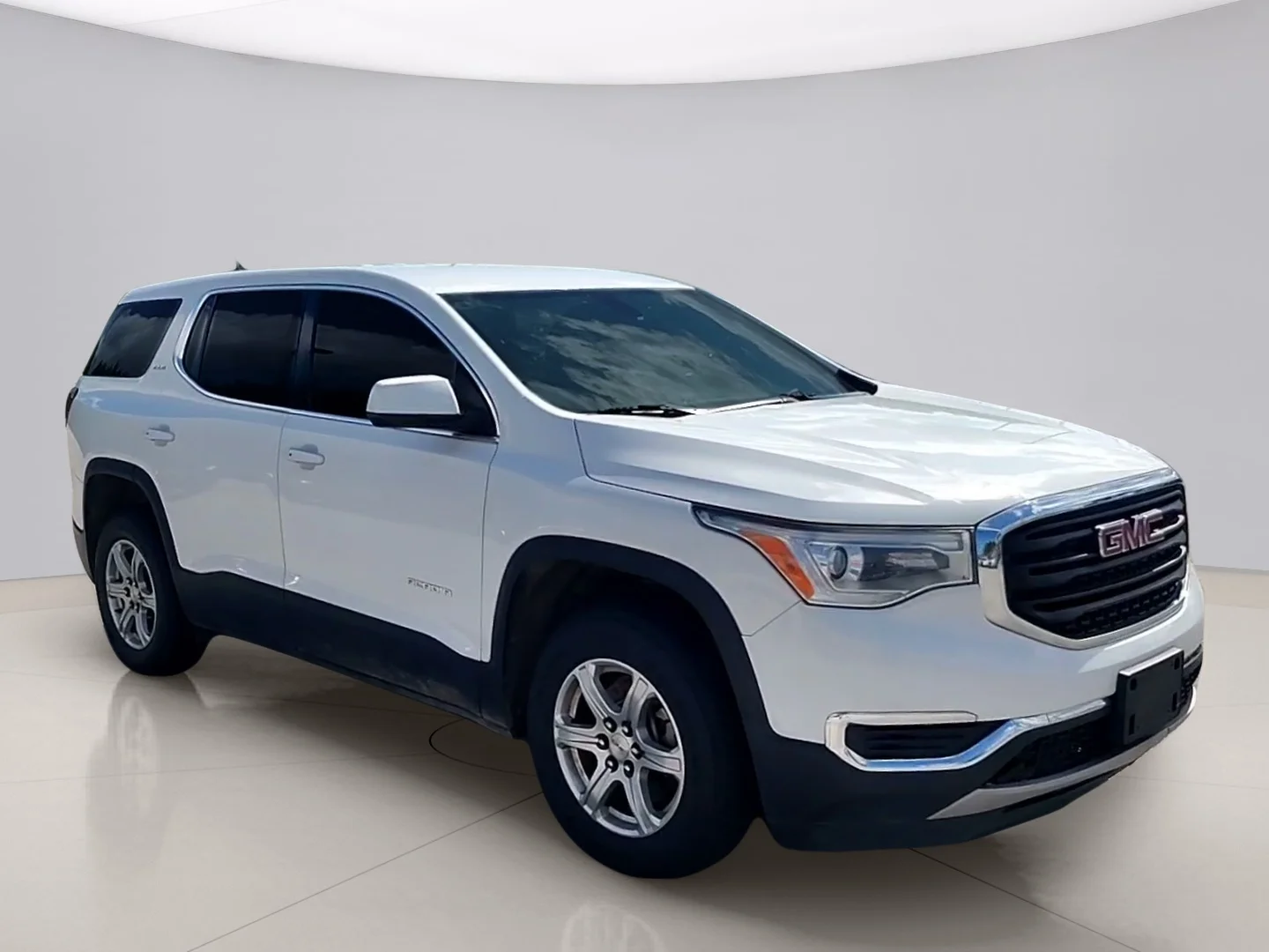 Used 2017 White Gmc SLE image 7