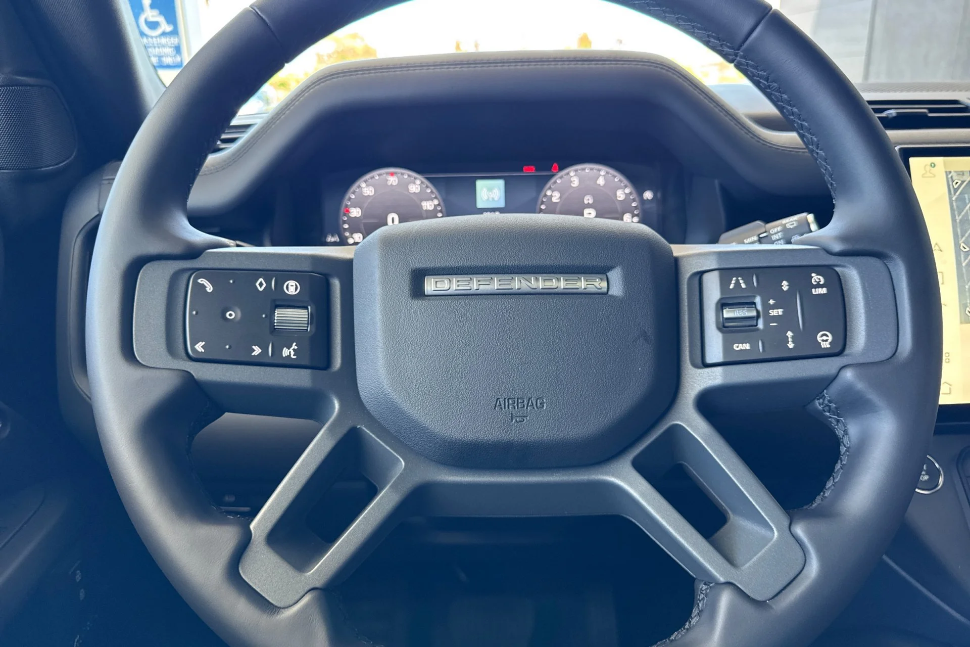New 2026 Sedona Red Land Rover X-Dynamic SE image 26