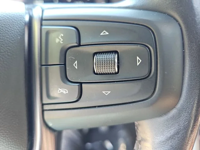Used 2023 Red GMC Denali Ultimate image 18