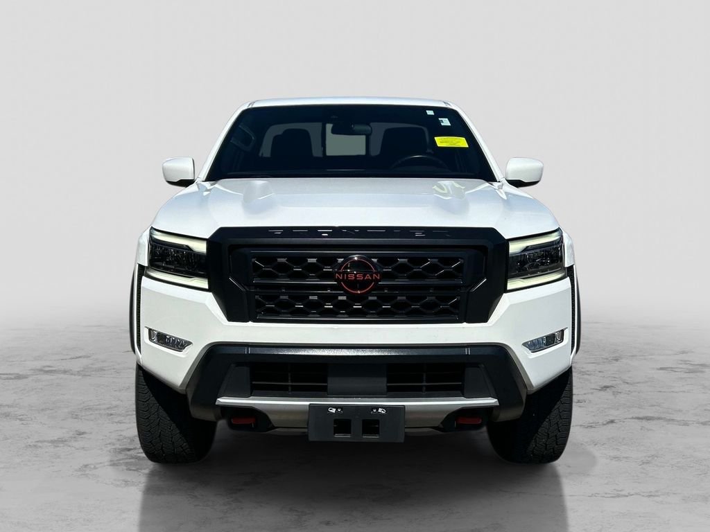 Used 2024 White Nissan PRO-4X image 8