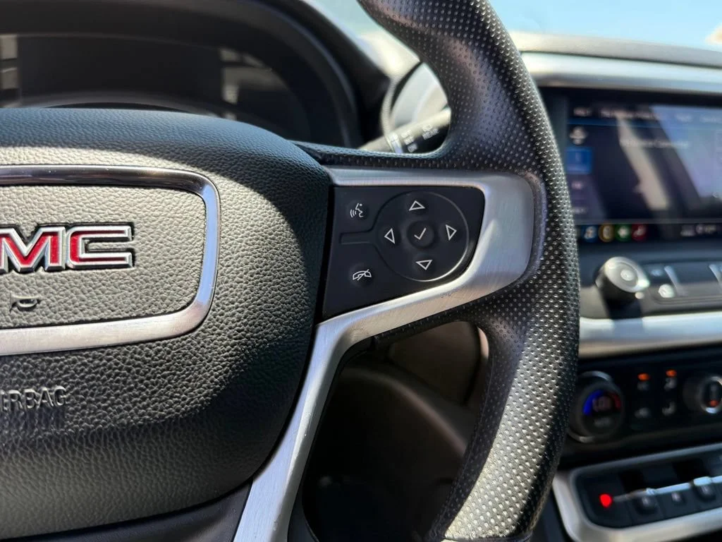 Used 2021 SATIN STEEL METALLIC GMC SLE image 20