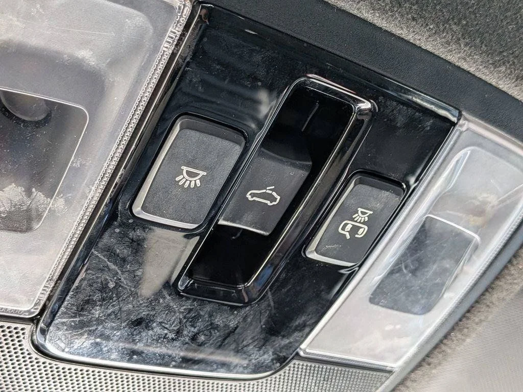 Used 2023 Black Kia GT image 21