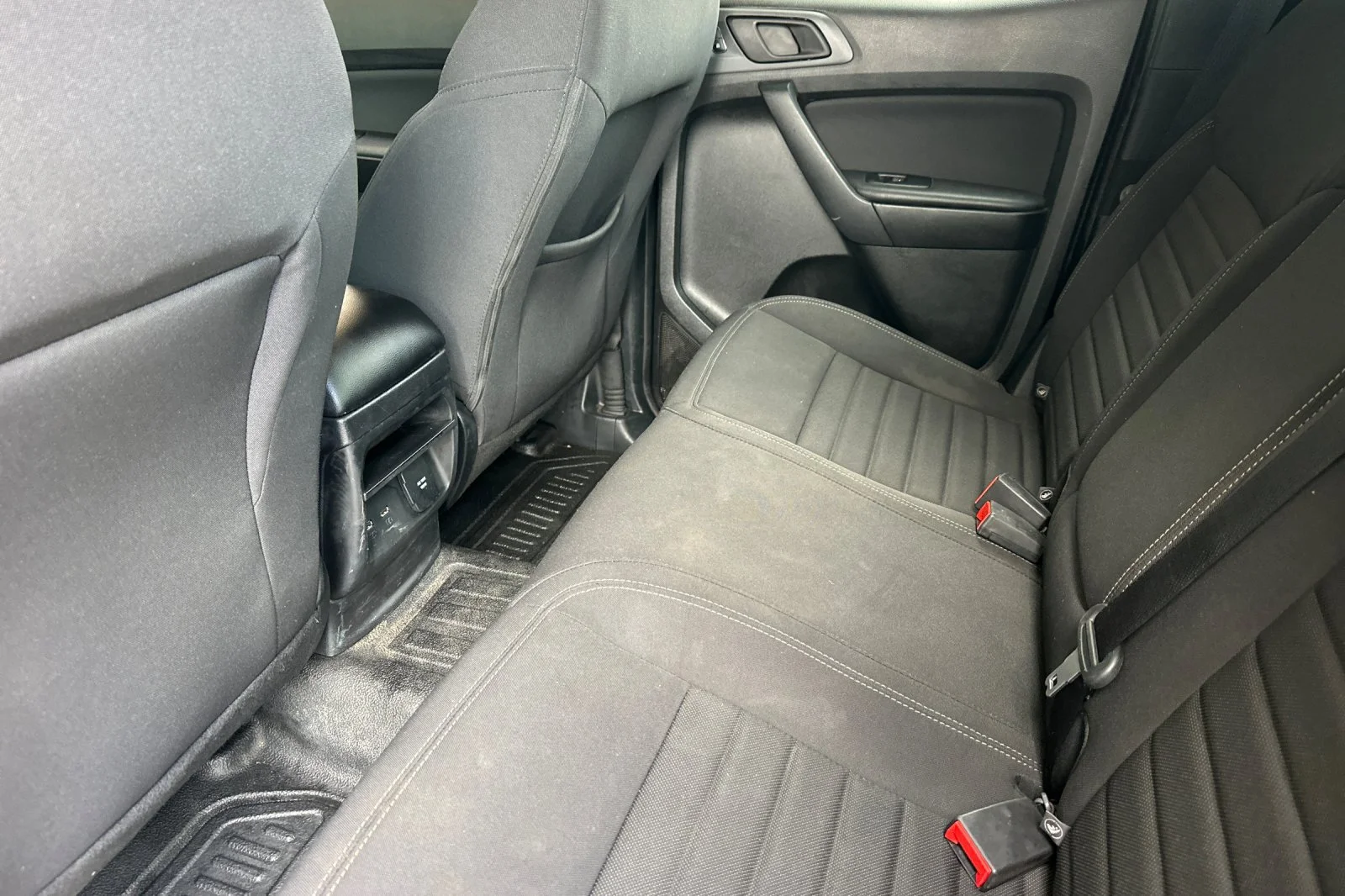 Used 2021 White Ford XL image 12