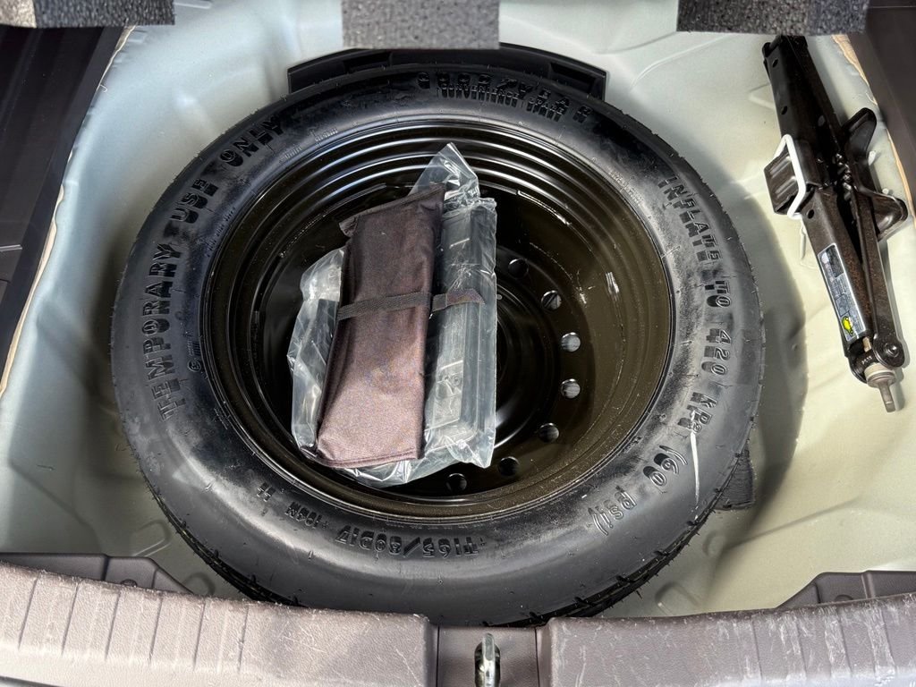 Used 2013  Honda EX-L image 34
