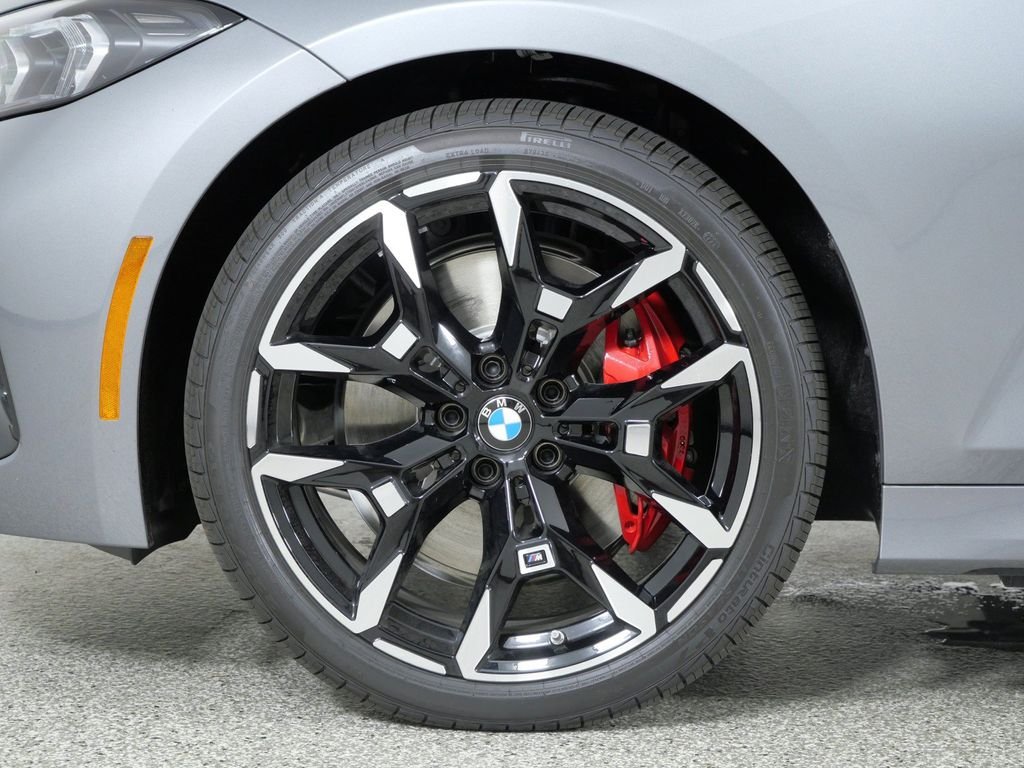 New 2026 Skyscraper Grey Metallic BMW 330i xDrive image 16