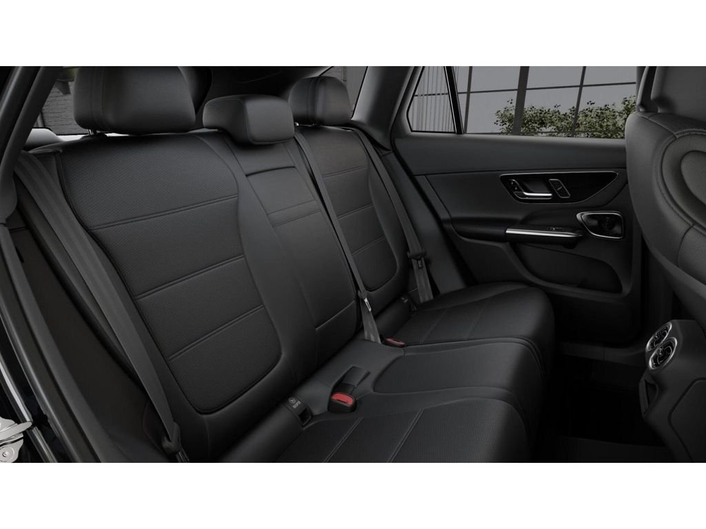 New 2027 Black Mercedes-Benz GLC 300 image 5