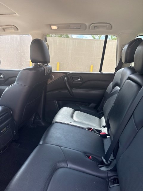 Used 2023 White INFINITI Premium Select image 8