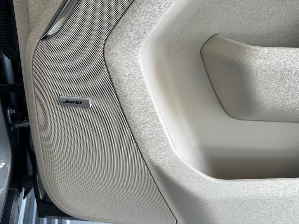 Used 2023 Silver GMC Denali image 37