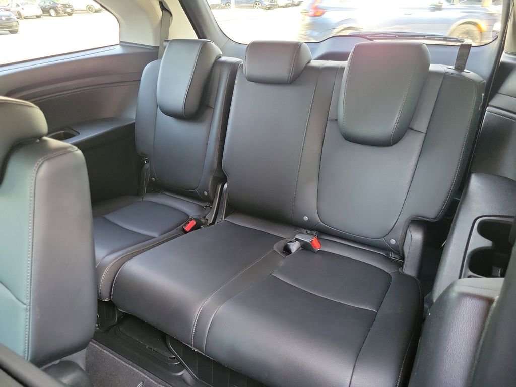 Certified Used 2025 Smoke Blue Pearl Honda EX-L image 15