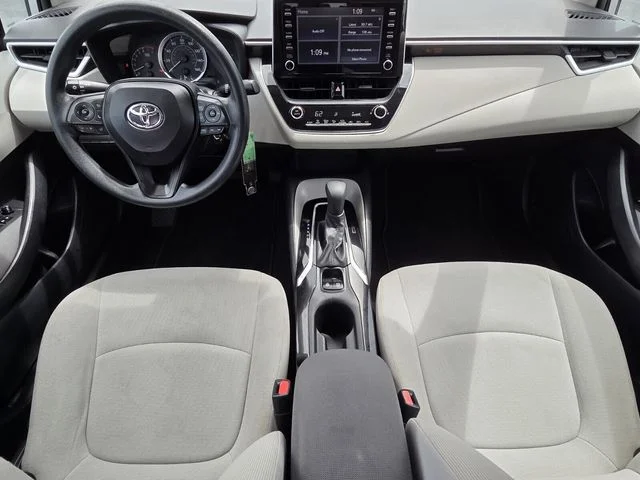 Used 2020 Silver Toyota LE image 11