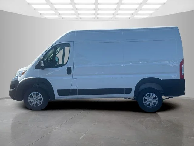 New 2026 Bright White Clear-Coat Exterior Paint RAM SLT image 4