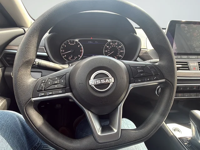 Used 2024 Black Nissan 2.5 SV image 11