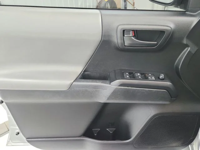 Used 2022 Silver Toyota SR image 29