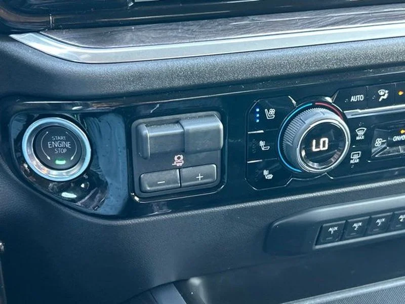 2026 Chevrolet Silverado 2500HD LTZ - Photo 33