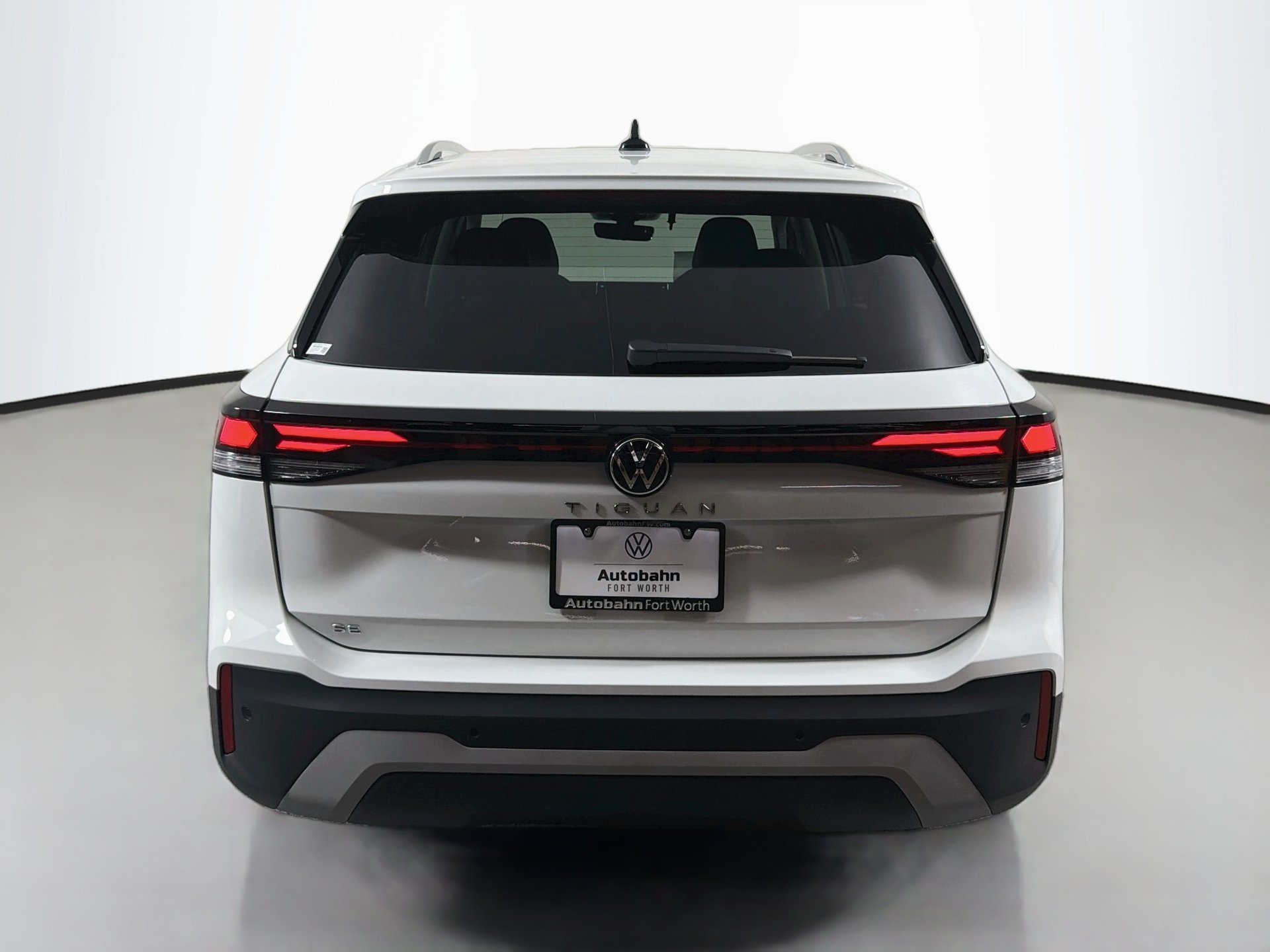 New 2026 White/off-white Volkswagen SE image 6