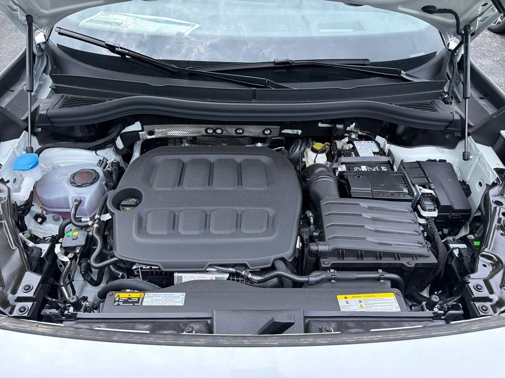 New 2026  Volkswagen 2.0T SE R-Line Black image 24