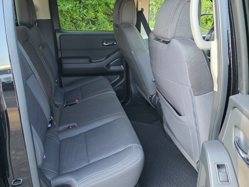 2024 Nissan Frontier SV - Photo 25
