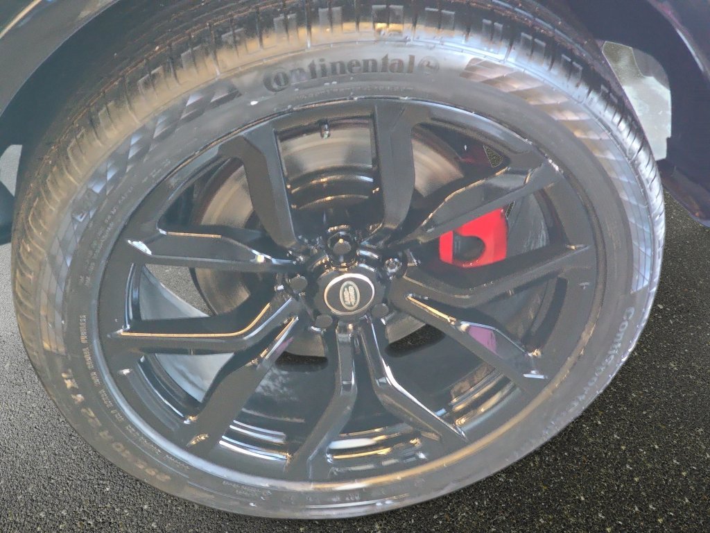 Used 2020 Black Land Rover SVR image 35